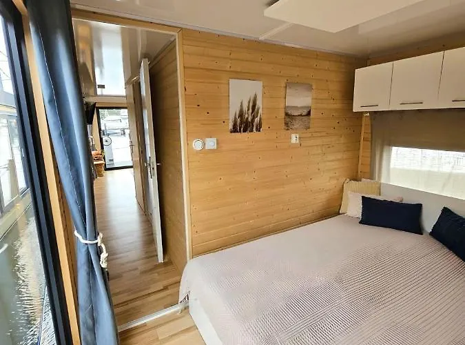 Hausboot Ahoy Masal *